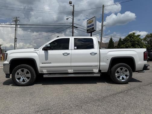 2017 GMC Sierra 1500 SLT