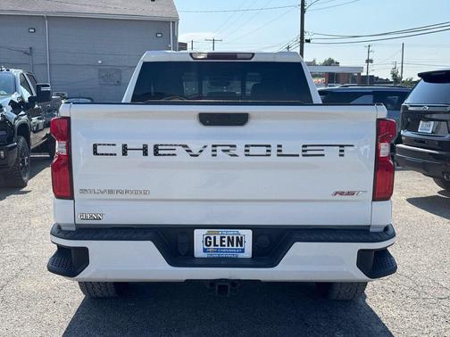 Summit White 2019 Chevrolet Silverado 1500 RST