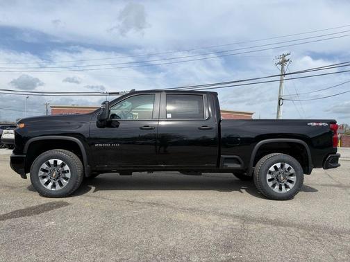 Black 2026 Chevrolet Silverado 2500 Custom