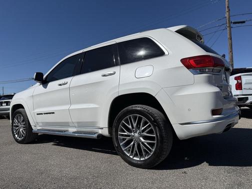 2018 Jeep Grand Cherokee Summit