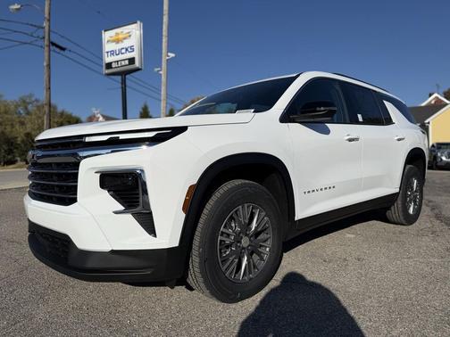 2026 Chevrolet Traverse LT