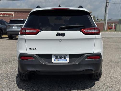 2016 Jeep Cherokee Altitude
