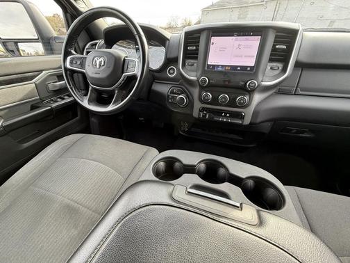 2023 RAM 2500 Big Horn Crew Cab 4x4 6'4' Box