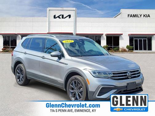 Silver Metallic 2022 Volkswagen Tiguan 2.0T SE 4MOTION