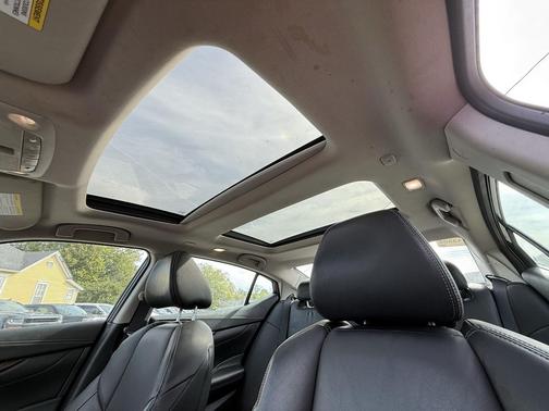 2017 Nissan Maxima 3.5 Platinum