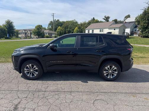 Mosaic Black Metallic 2027 Chevrolet Equinox 1LT