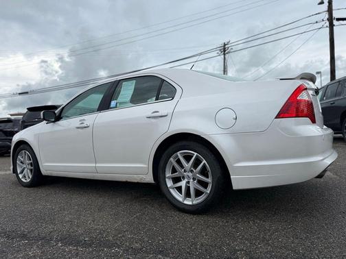 White Platinum Clearcoat Metallic 2012 Ford Fusion SEL