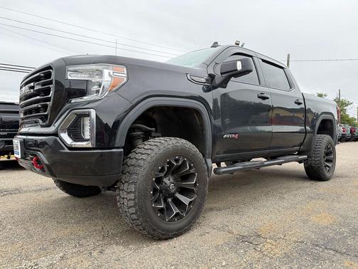 Black 2021 GMC Sierra 1500 AT4