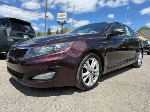 Dark Cherry 2011 Kia Optima EX