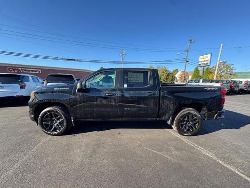 Black 2026 Chevrolet Silverado 1500 Custom