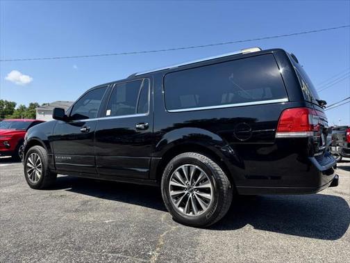 2017 Lincoln Navigator Select