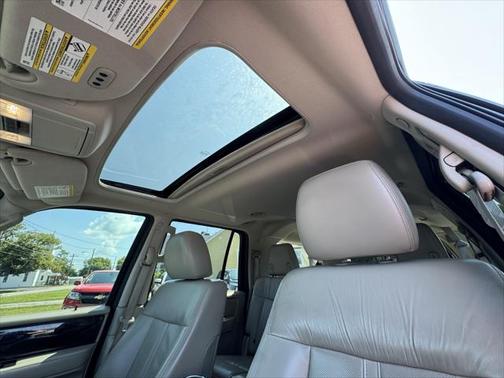2017 Lincoln Navigator Select