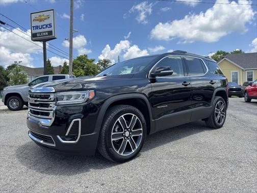 2023 GMC Acadia AWD SLT