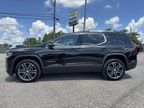 2023 GMC Acadia AWD SLT