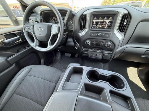 2025 Chevrolet Silverado 2500 Custom