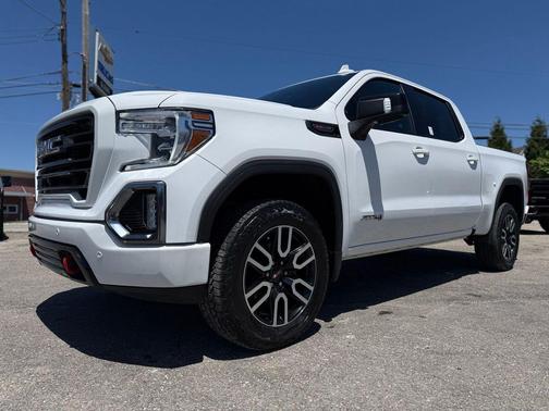 Summit White 2021 GMC Sierra 1500 AT4