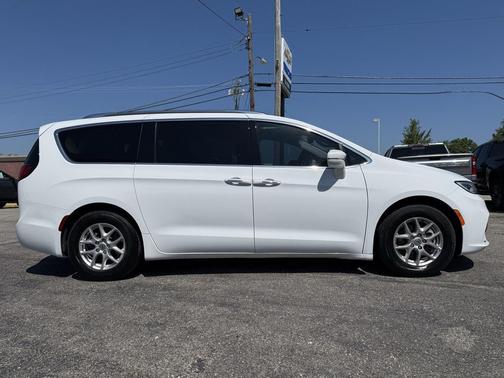 2021 Chrysler Pacifica Touring L