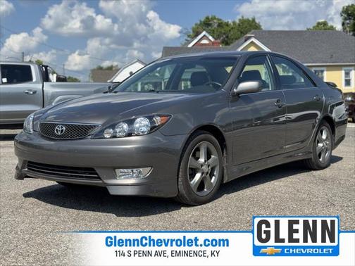 2005 Toyota Camry SE V6