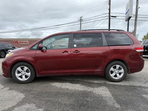 2012 Toyota Sienna Base
