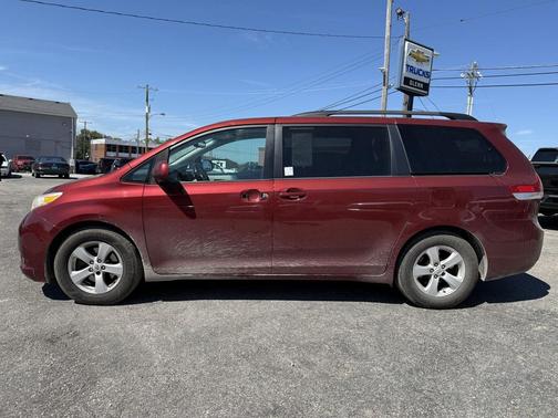 2012 Toyota Sienna Base