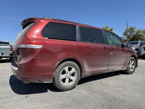 2012 Toyota Sienna Base