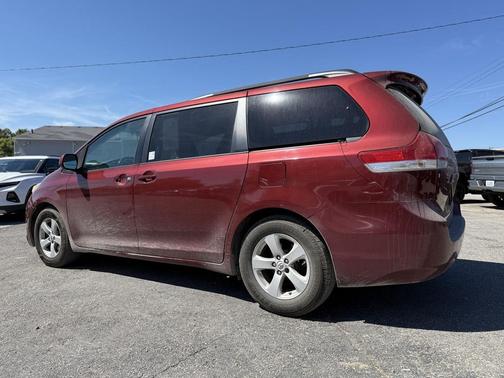 2012 Toyota Sienna Base