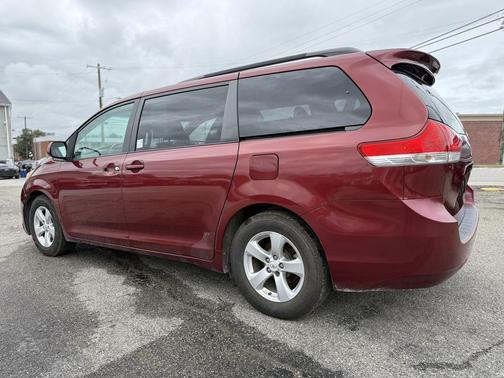 2012 Toyota Sienna Base