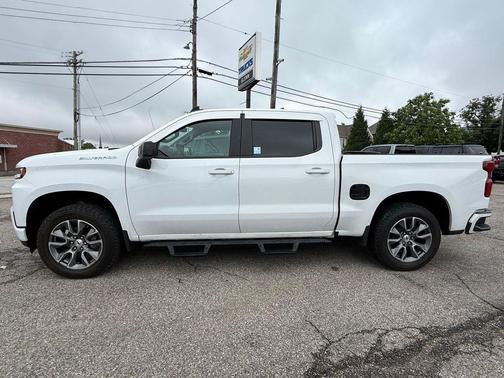 Summit White 2019 Chevrolet Silverado 1500 RST