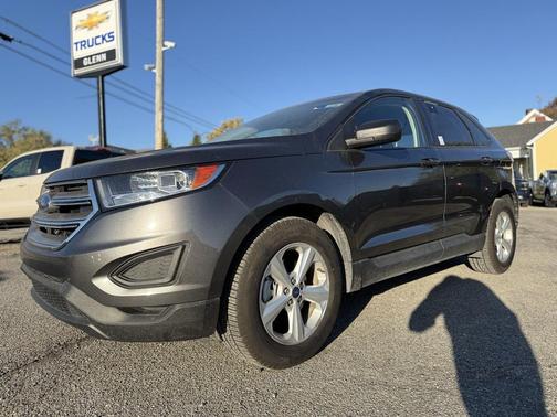 2017 Ford Edge SE