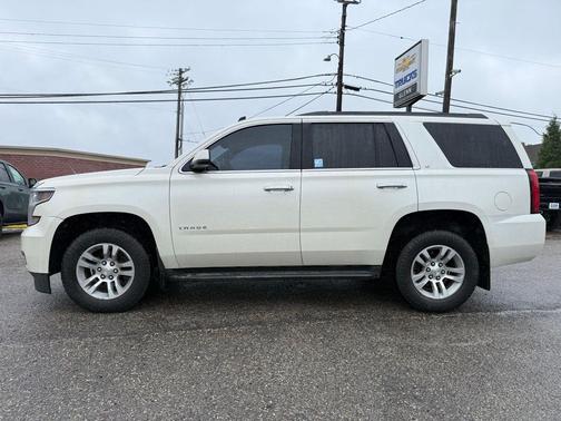 White Diamond Clearcoat 2015 Chevrolet Tahoe LT