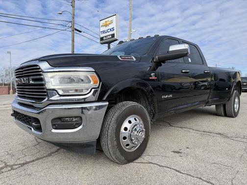 2020 RAM 3500 Laramie Crew Cab 4x4 8' Box
