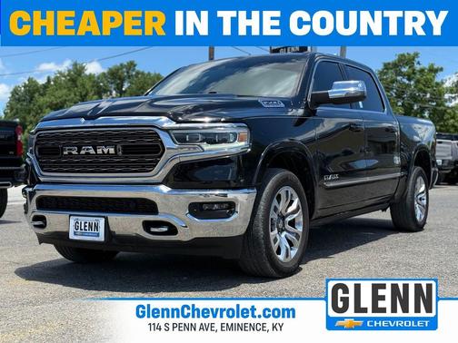 Diamond Black Crystal Pearlcoat 2023 RAM 1500 Limited