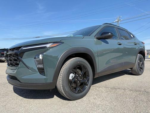 Cypress Gray 2026 Chevrolet Trax LT