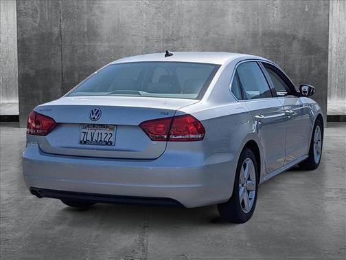 2015 Volkswagen Passat 1.8T Limited Edition