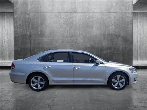 2015 Volkswagen Passat 1.8T Limited Edition