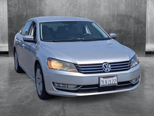2015 Volkswagen Passat 1.8T Limited Edition