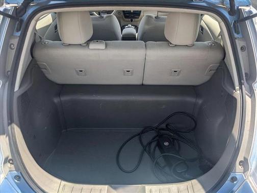2011 Nissan Leaf SL