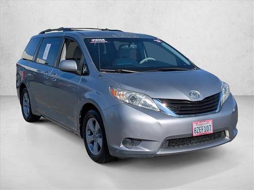 2012 Toyota Sienna LE