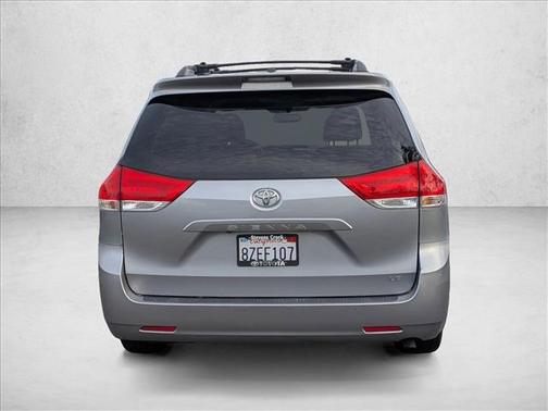 2012 Toyota Sienna LE