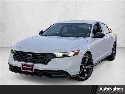 Platinum White Pearl 2026 Honda Accord SE