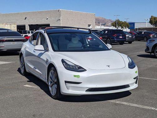 2019 Tesla Model 3 Mid Range