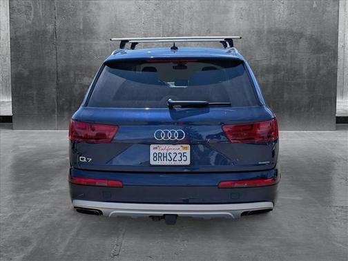 2019 Audi Q7 45 Premium