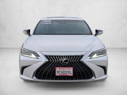 2023 Lexus ES 300h Base