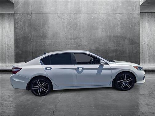2017 Honda Accord Sport SE