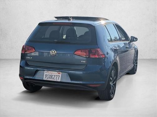 2015 Volkswagen Golf Auto TSI SE