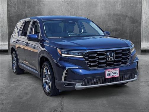 2023 Honda Pilot 2WD EX-L 8 Passenger