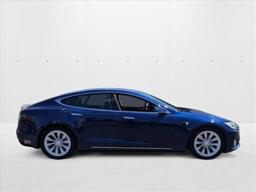 2016 Tesla Model S 75D