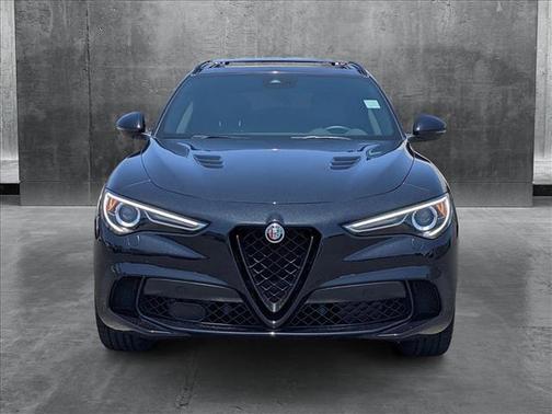 2023 Alfa Romeo Stelvio Quadrifoglio