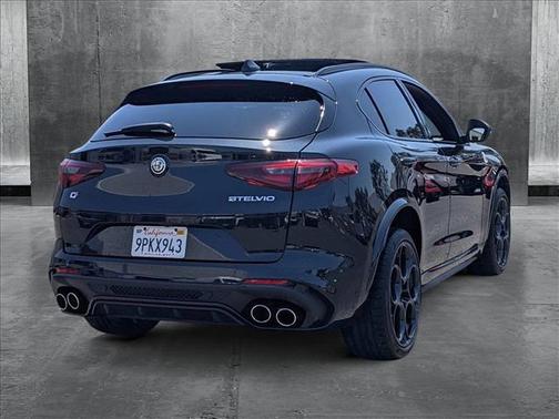 2023 Alfa Romeo Stelvio Quadrifoglio