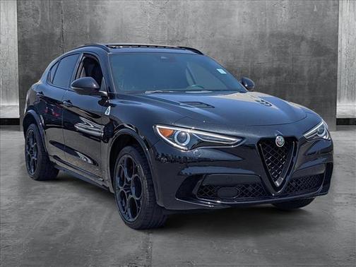 2023 Alfa Romeo Stelvio Quadrifoglio